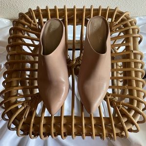 Pink leather mules by Seychelles. Size 7.5.